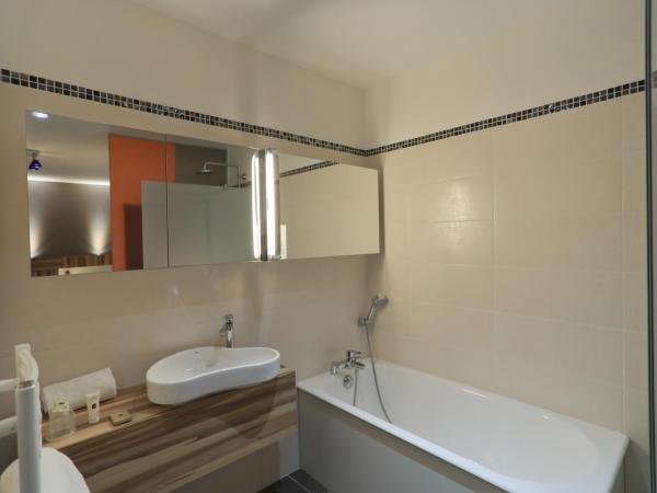 The Originals Boutique, Grand Hôtel Saint-Pierre, Aurillac : photo 2 de la chambre chambre double privilège