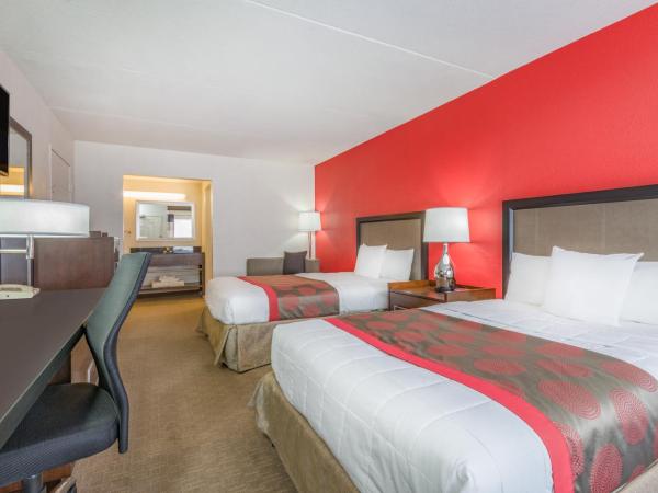 Ramada by Wyndham Albuquerque Airport : photo 2 de la chambre chambre double avec 2 lits doubles - non-fumeurs