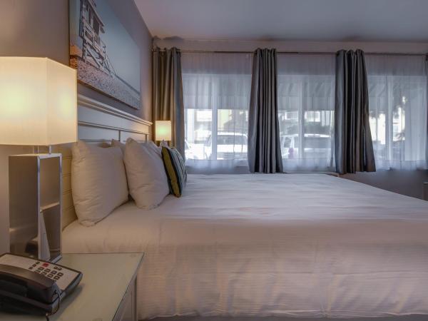 Bayside Hotel : photo 9 de la chambre chambre lit king-size - vue sur jardin