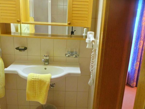 Garni Soldanella : photo 6 de la chambre petite chambre double