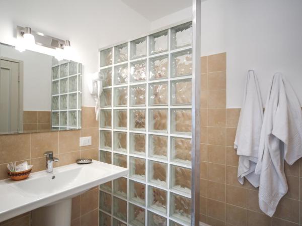 Hotel Roma : photo 6 de la chambre chambre lits jumeaux