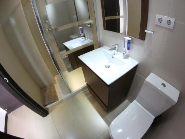 The Lights Hostel : photo 5 de la chambre lit dans dortoir mixte de 6 lits