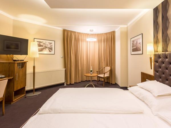 Szőnyi Garden Hotel Pest : photo 9 de la chambre chambre lits jumeaux premium