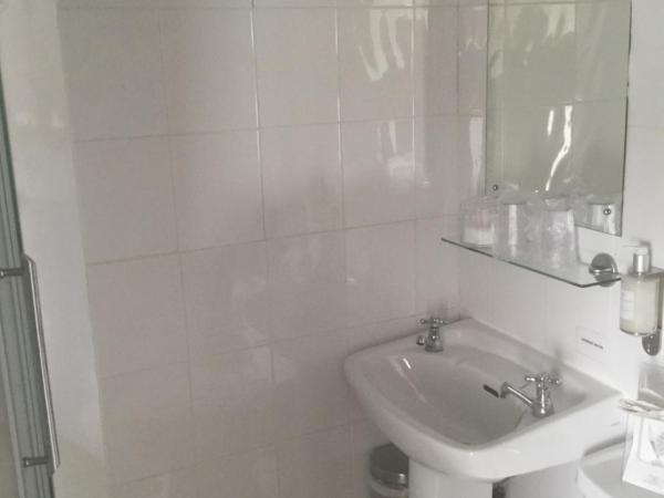 The Windsor Carlton : photo 10 de la chambre double room with sea view (6/7)