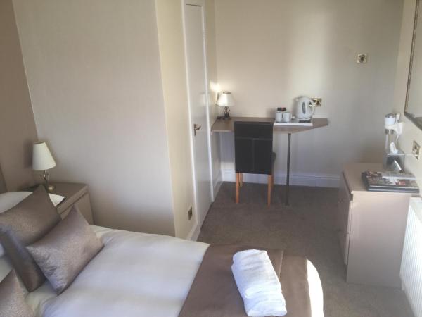 The Windsor Carlton : photo 4 de la chambre double room with sea view (6/7)