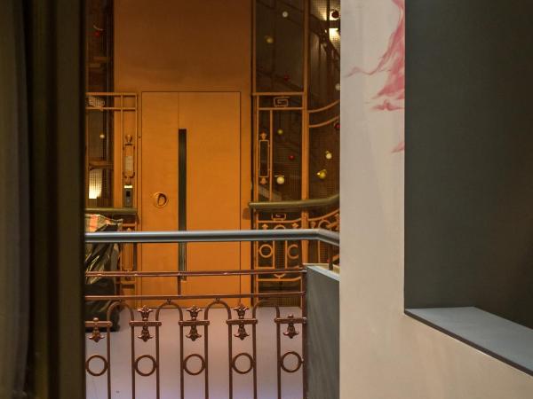 Colors Urban Hotel Thessaloniki : photo 9 de la chambre chambre double moyenne - vue sur intérieur