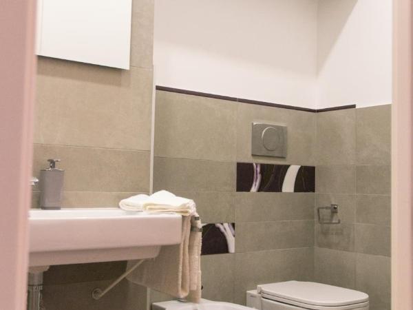 B&B Il Balconcino a Santa Chiara : photo 9 de la chambre chambre double deluxe avec balcon