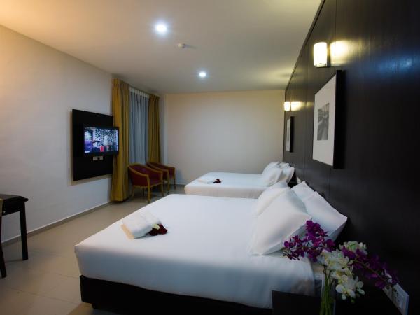 Akar Hotel Jalan TAR : photo 4 de la chambre chambre familiale deluxe