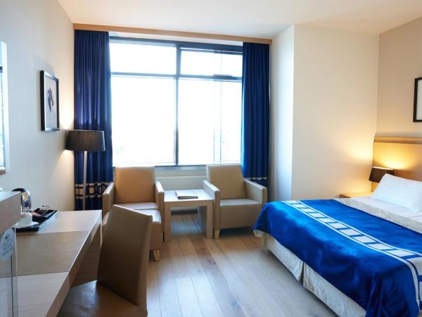 Hótel Reykjavík Grand : photo 6 de la chambre chambre double - vue sur tour
