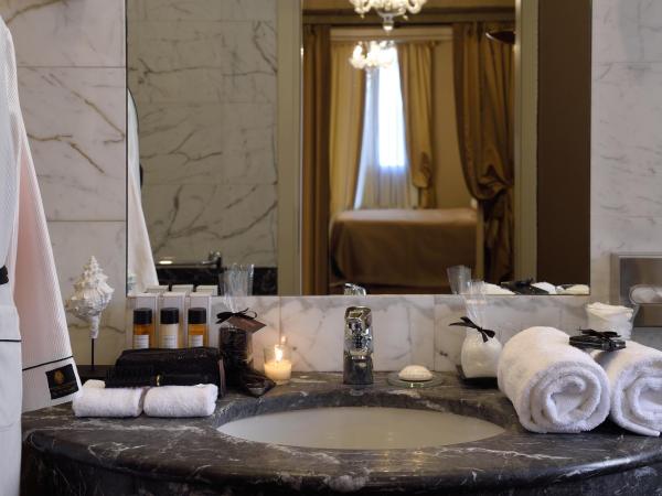 Hotel Metropole Venezia : photo 6 de la chambre suite junior - vue sur jardin