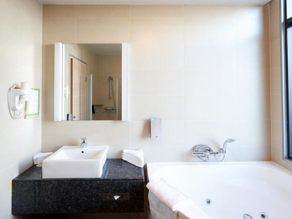 Hótel Reykjavík Grand : photo 5 de la chambre suite junior