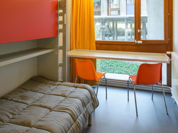 Centre International de Séjour André Wogenscky : photo 3 de la chambre chambre double avec lits superposés