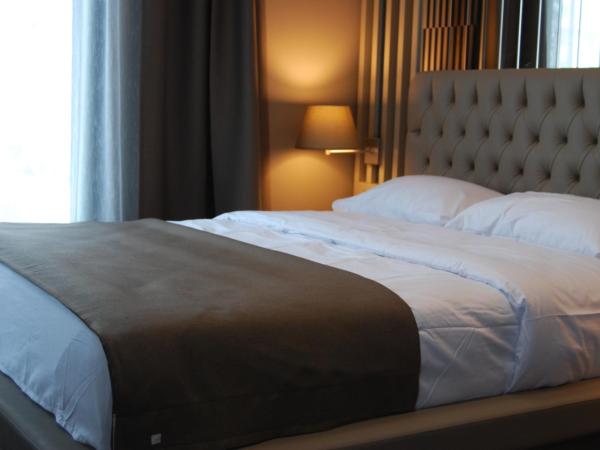 The City Suites : photo 7 de la chambre chambre deluxe