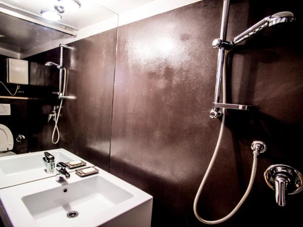 Gallery House : photo 9 de la chambre chambre double en duplex - bâtiment séparé