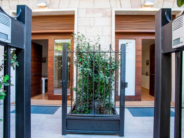 Gallery House : photo 9 de la chambre suite avec salle de bains privative