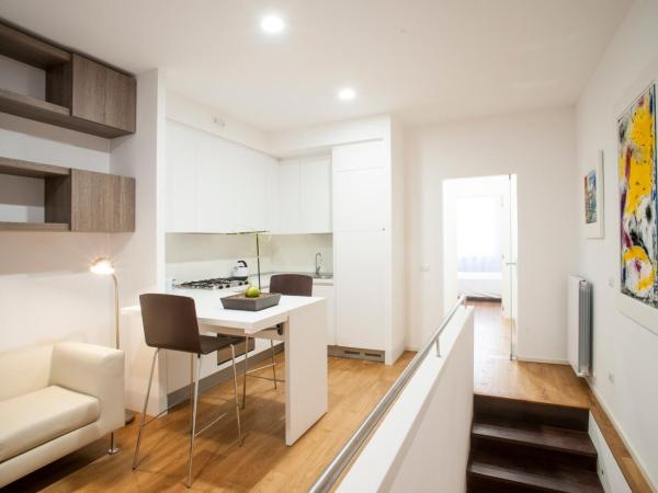 Gallery House : photo 2 de la chambre suite avec salle de bains privative