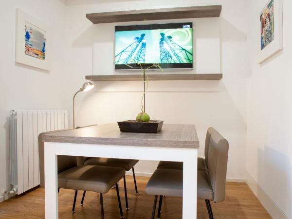 Gallery House : photo 5 de la chambre suite avec salle de bains privative