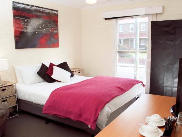 The Mews Motel : photo 2 de la chambre chambre lit queen-size deluxe