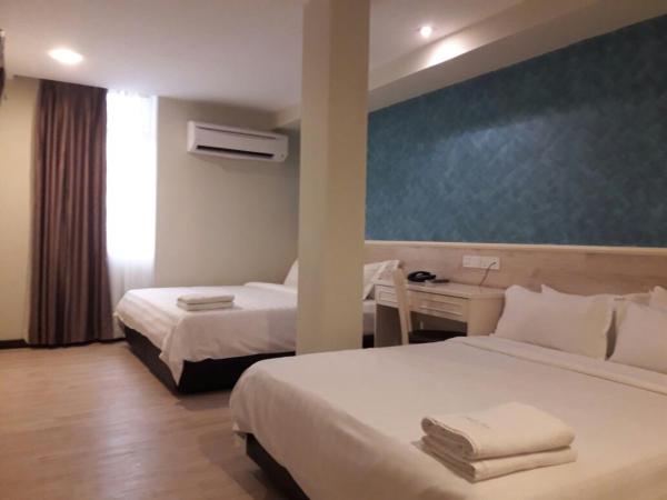 Pantai Inn Kota Kinabalu : photo 3 de la chambre suite junior