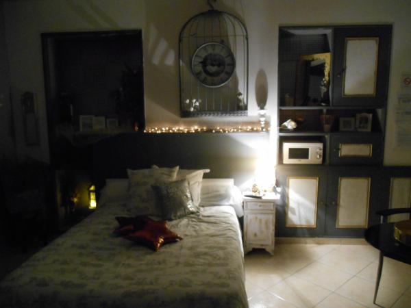 Chambre d'hôtes Au Nid du Thil : photo 10 de la chambre chambre double avec salle de bains privative