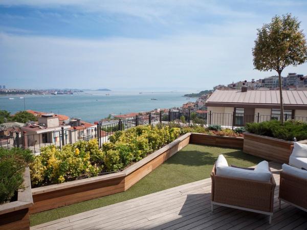 CVK Park Bosphorus Hotel Istanbul : photo 4 de la chambre appartement 3 chambres park prestige suites avec terrasse et accès au salon - vue sur bosphore
