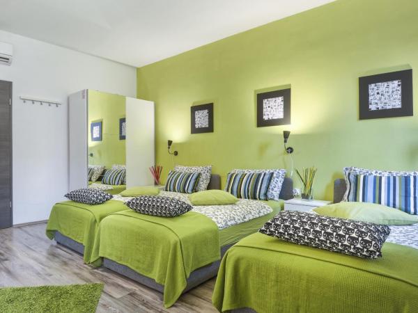 Top Center Rooms & Studio : photo 3 de la chambre studio avec vue sur ville