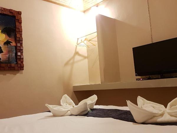 Panisara Pool Villa Resort Huahin : photo 9 de la chambre villa supérieure