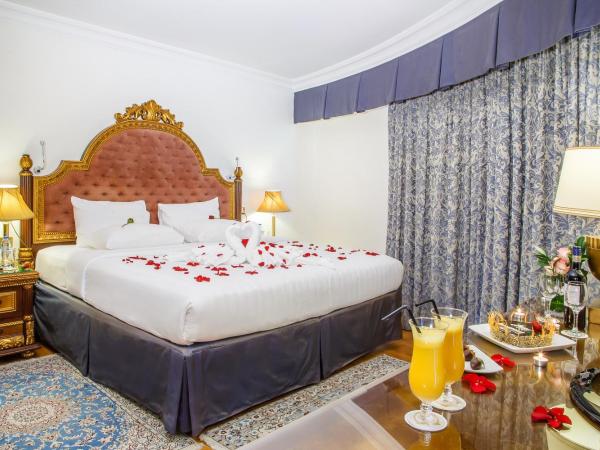 Grand Excelsior Hotel - Bur Dubai : photo 4 de la chambre chambre premium - 25 % de réduction sur nourriture et boissons - vue sur burj khalifa