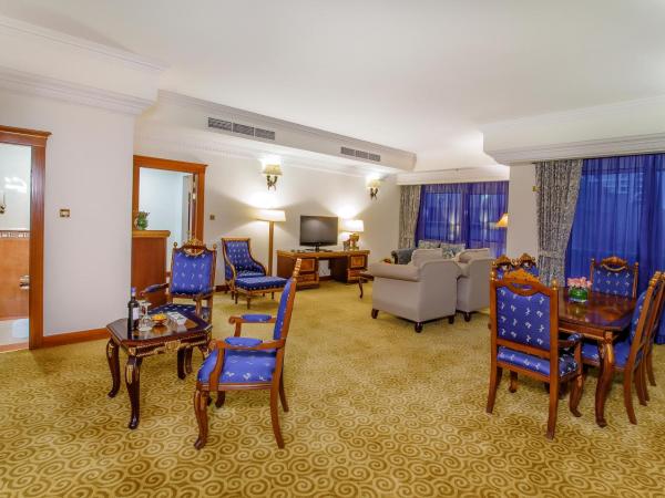 Grand Excelsior Hotel - Bur Dubai : photo 8 de la chambre suite 1 chambre premium - 25 % de réduction sur nourriture et boissons