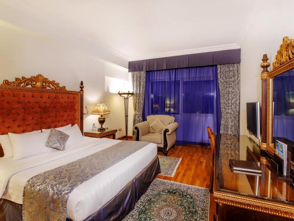 Grand Excelsior Hotel - Bur Dubai : photo 6 de la chambre suite 1 chambre premium - 25 % de réduction sur nourriture et boissons