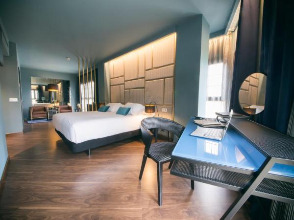 Pamplona Catedral Hotel : photo 10 de la chambre suite