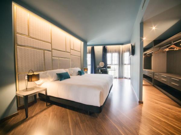 Pamplona Catedral Hotel : photo 4 de la chambre suite