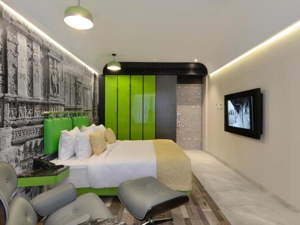 Regenta Central Antarim Ahmedabad : photo 4 de la chambre deluxe double or twin room with 15% discount on food & beverages 