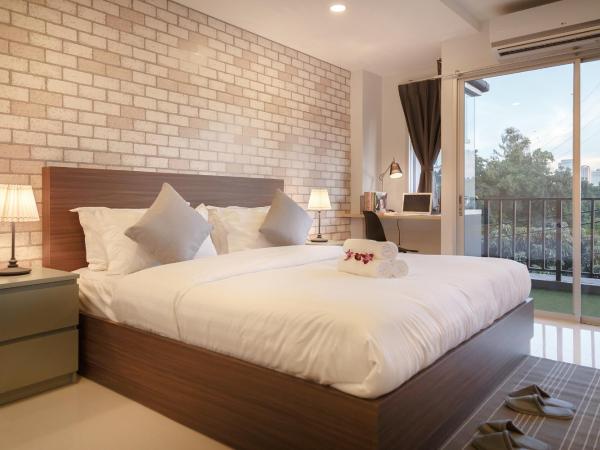 Q Space Residence : photo 6 de la chambre chambre double deluxe avec balcon