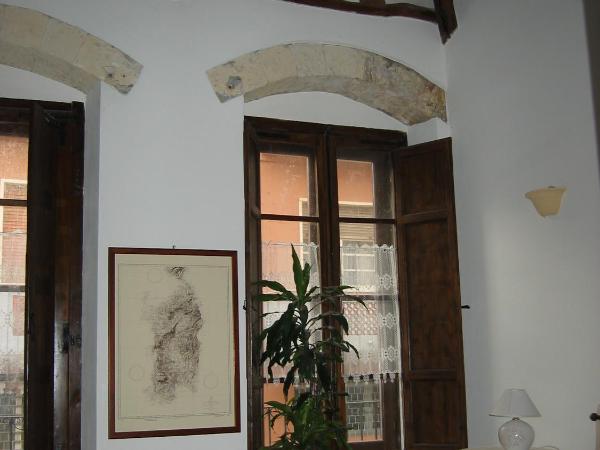 Guest House Il Giardino Segreto : photo 2 de la chambre suite (3 adultes) - bâtiment indépendant