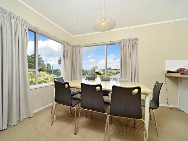 Takapuna Motor Lodge : photo 2 de la chambre appartement 3 chambres