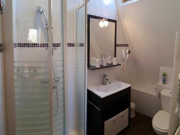 Le Castel Guesthouse : photo 5 de la chambre chambre lits jumeaux classique Économique