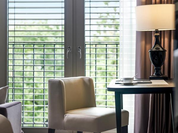 Sofitel Frankfurt Opera : photo 3 de la chambre suite junior avec lit king-size 