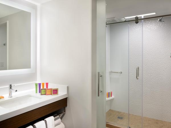 LUMA Hotel - Times Square : photo 4 de la chambre suite lit king-size luma avec canapé-lit