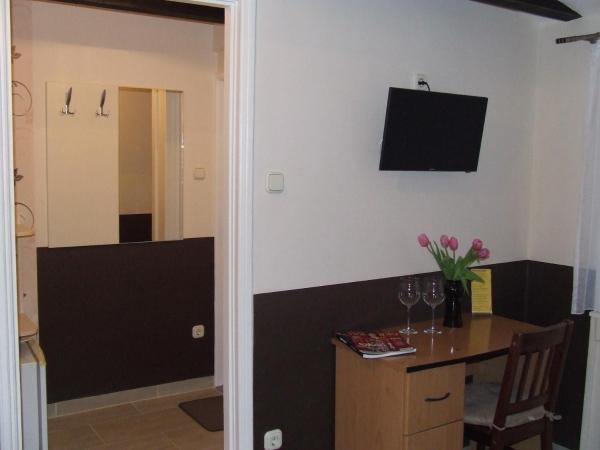 Péterfia Panzió : photo 6 de la chambre chambre double ou lits jumeaux