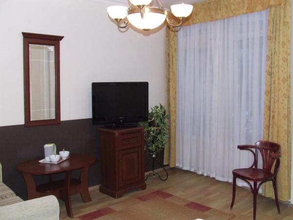 Péterfia Panzió : photo 10 de la chambre chambre quadruple en duplex