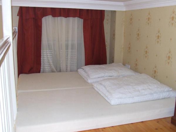 Péterfia Panzió : photo 4 de la chambre suite