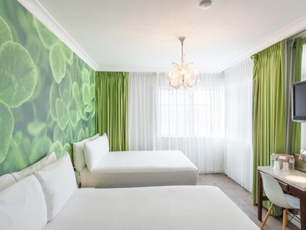 President Hotel : photo 3 de la chambre chambre traditionnelle avec 2 lits queen-size