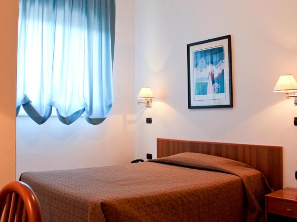 Hotel Majesty Bari : photo 1 de la chambre chambre simple