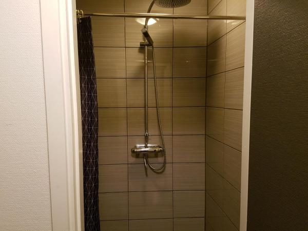 Pensionat Björnen : photo 2 de la chambre chambre simple Économique avec salle de bains commune