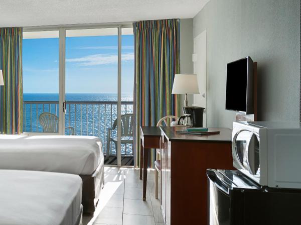 Crown Reef Beach Resort and Waterpark : photo 2 de la chambre  chambre avec 2 lits queen-size - côté océan 