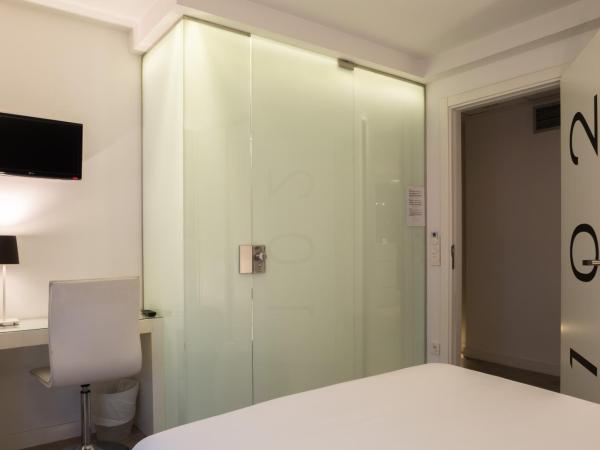 Pension Ondarra Autocheck-In : photo 3 de la chambre chambre double avec balcon - pas de ménage quotidien