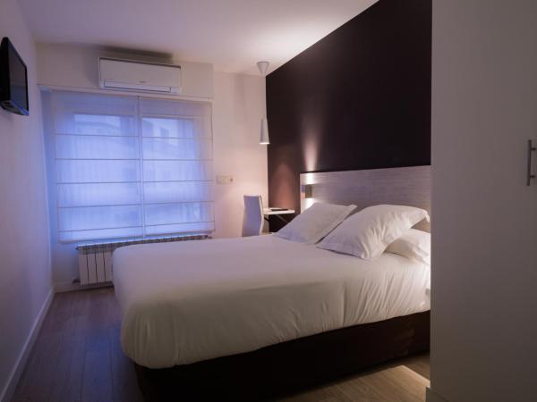 Pension Ondarra Autocheck-In : photo 4 de la chambre chambre double - pas de service de ménage quotidien