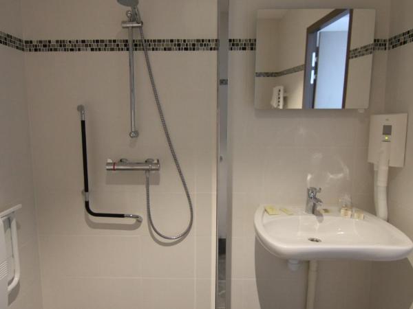 Logis Hôtel - La Chambre d'Amiens : photo 4 de la chambre chambre double - rez-de-chaussée