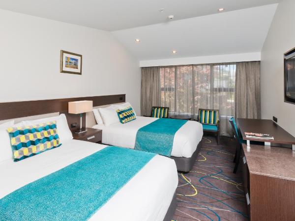 Copthorne Hotel & Resort Lakefront Queenstown : photo 1 de la chambre chambre supérieure 2 lits doubles